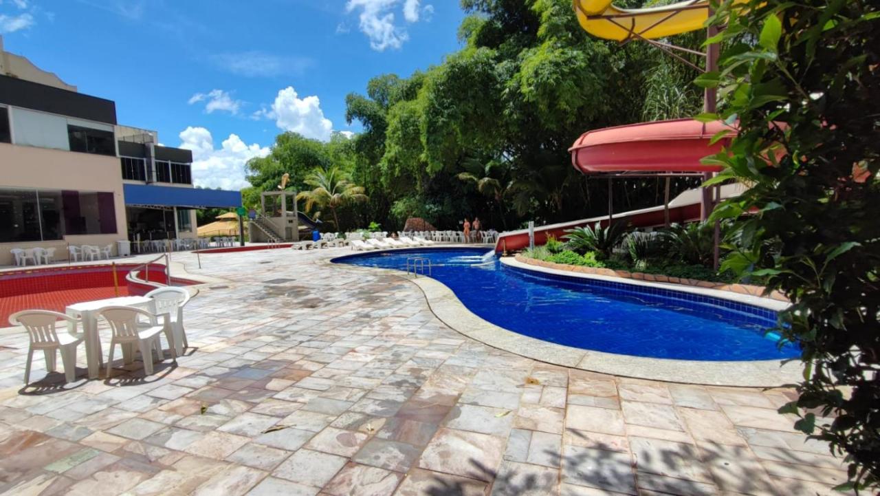 Golden Dolphin Gd - Suite 4 Adultos E 1 Crianca Ate 5 Anos Caldas Novas Extérieur photo